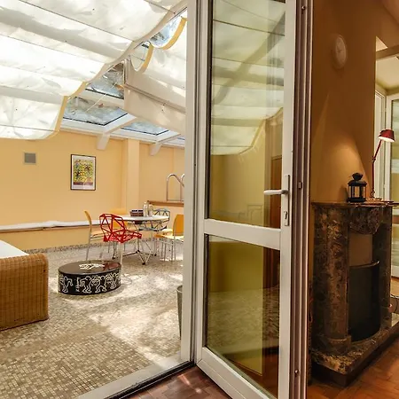 Pavese Halldis Apartment Apartment *