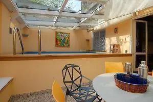 Apartment Pavese Halldis Apartment